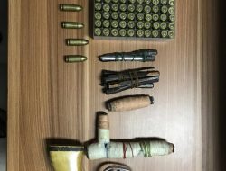 Satreskrim Polres Metro Bekasi Kota ungkap Kasus Curanmor yang gunakan Senjata Api Rakitan saat beraksi, 2 Pelaku ditangkap di Jatiasih