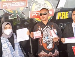 Kuasa Hukum (TR),menanyakan perkembangan laporan KDRT yang di duga dilakukan oleh oknum ASN yang berinisial AHO yang bekerja di kementerian Investasi/BKPM di Polres Bekasi Kota