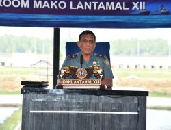 Danlantamal XII Tekankan Pentingnya Peran Individu Dalam Organisasi Pada Jam Komandan