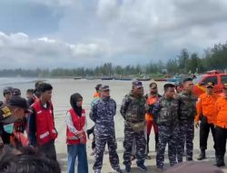 TNI AL Lanal Bengkulu Ikuti Latsar Gabungan Di Pantai Zakat Kota Bengkulu