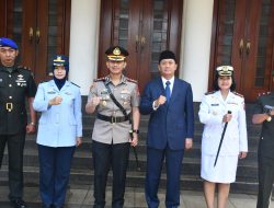 Komandan Lanal Bandung Hadiri Upacara Peringatan Hari Otonomi Daerah Ke-XXVII Tingkat Kota Bandung Tahun 2023