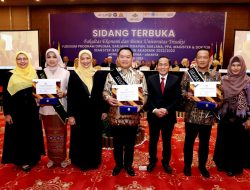 Jenderal TNI Dr. Dudung Abdurachman Sandang Predikat Lulusan Terbaik Program Doktor FEB Universitas Trisakti