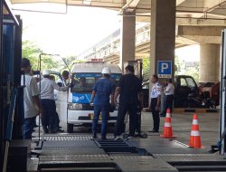 Kepala UP PKB Ujung Menteng : Layanan Tambahan Pengujian Kendaraan Gunakan Unit Mobil Uji Berkala Kendaran Bermotor Keliling Di Terminal Terpadu Pulo Gebang