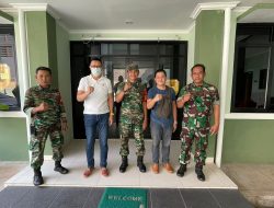 Jumat Berkah Koramil 04 Gambir bersama Mitra Bagikan 100 Makanan Siap Saji