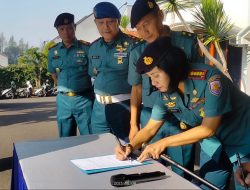 Komandan Lanal Bandung Laksanakan Pengarahan dan Penandatangan Pakta Integritas Penerimaan Calon Prajurit TNI AL Tahun 2023