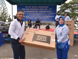 Jalasenastri Korcab I DJA I Laksanakan Olahraga Bersama Prajurit dan PNS Lantamal I Dalam Rangka Menyambut HUT Ke- 77 Jalasenastri