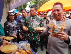 Komandan Lanal Bandung Hadiri Kegiatan Bhakti Kesehatan dan Bhakti Sosial Alumni Akabri Tahun 1989