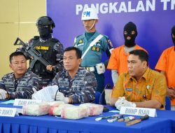 Lanal Dumai dan Satgas Ops Intelmar Koarmada I Gagalkan Penyelundupan 5 Kg Narkoba Dari Malaysia