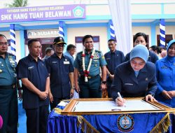 Ketua Umum Jalasenastri Resmikan Gedung Yos Soedarso SMK Yayasan Hang Tuah Cabang Belawan