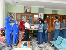 Peringati Hari Armada RI Tahun 2023, Komandan Lanal Bandung Anjangsana Ke Pangkoarmabar Laksamana Madya TNI (Purn) Achmad Taufiq Rochman