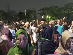 Para Warga Yang Tergabung Di WKSI Gelar Aksi Damai Tuntut Pihak Aparat Tutup Tempat Prostitusi Berkedok Panti Pijat