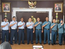 Dalam Rangka Pamit Perpisahan, Danlanud Sri Mulyono Herlambang (SMH) Kunjungi Lanal Palembang