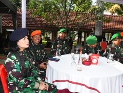 Komandan Lanal Bandung Hadiri Upacara Penyerahan Simbol Yudha Wastu Pramuka Jaya Dalam Rangka Peringatan Hari Juang Infanteri Ke-75 Tahun 2023